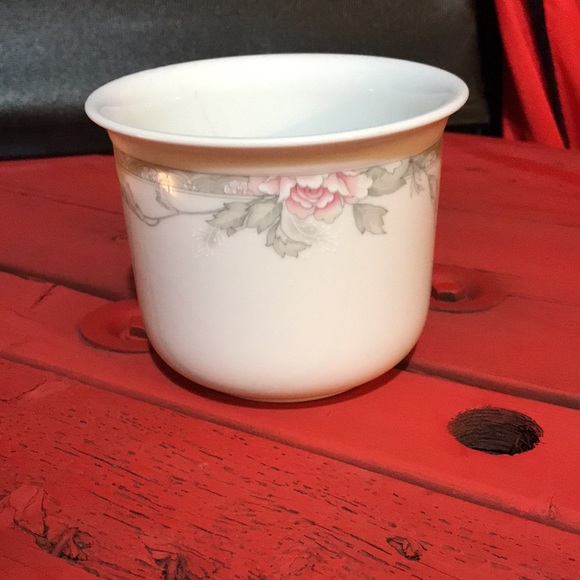 💗Vintage Cache Pot💗 - Picture 5 of 5